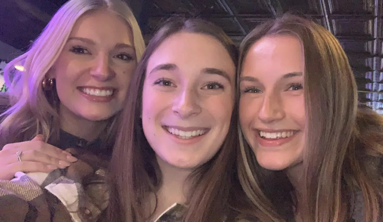 Which beautiful friend wins?