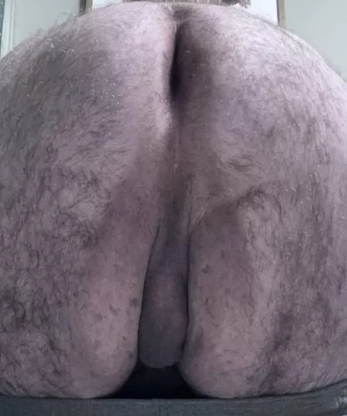 Who’s hitting this? 🤪 DM’s wide open for chat 