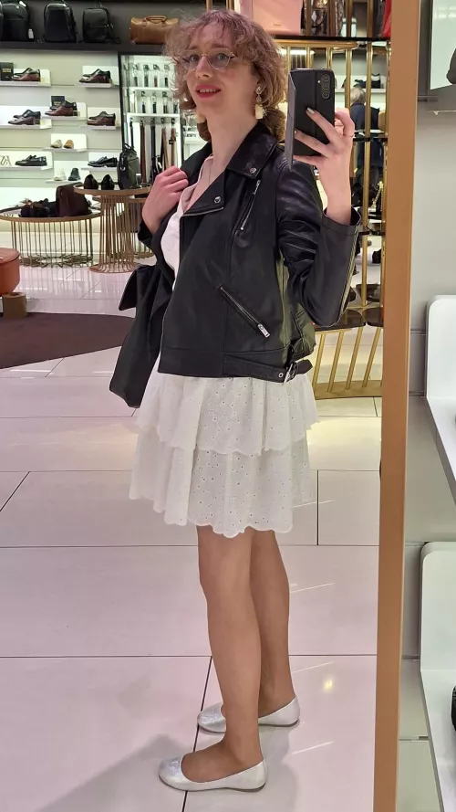 Wish to be forced into bimbofication