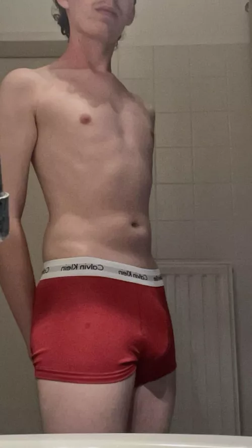 you see ur roommate in the bathroom, be honest would u look?