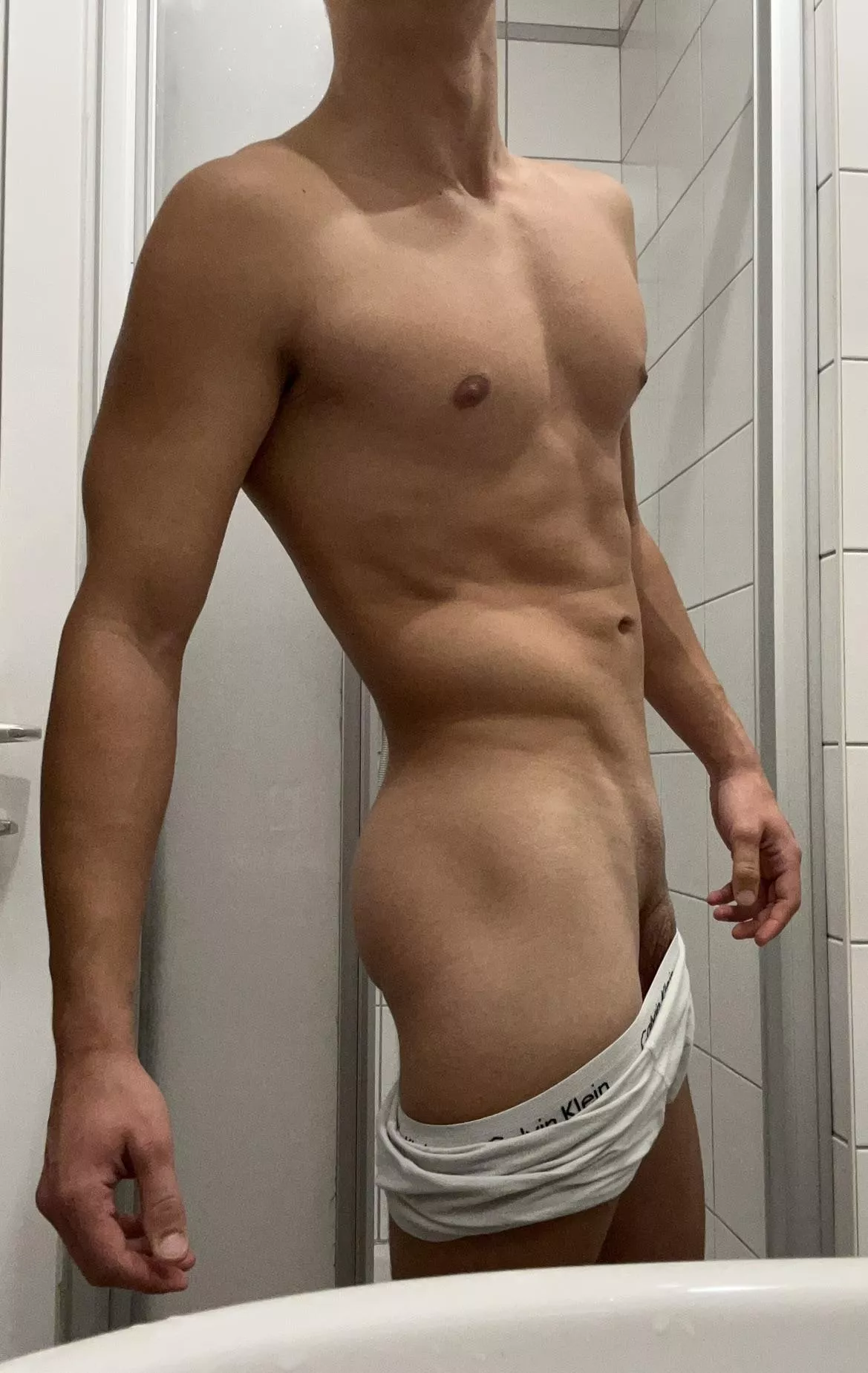 (19)Would you take a shower with me?