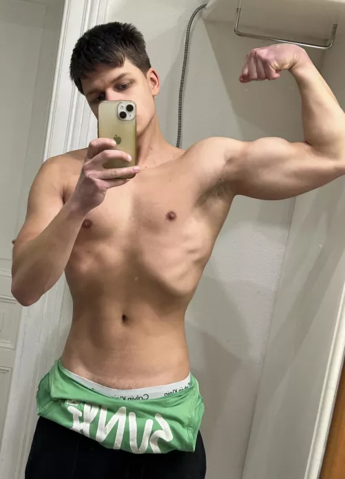 (19)Would you taste my pit?