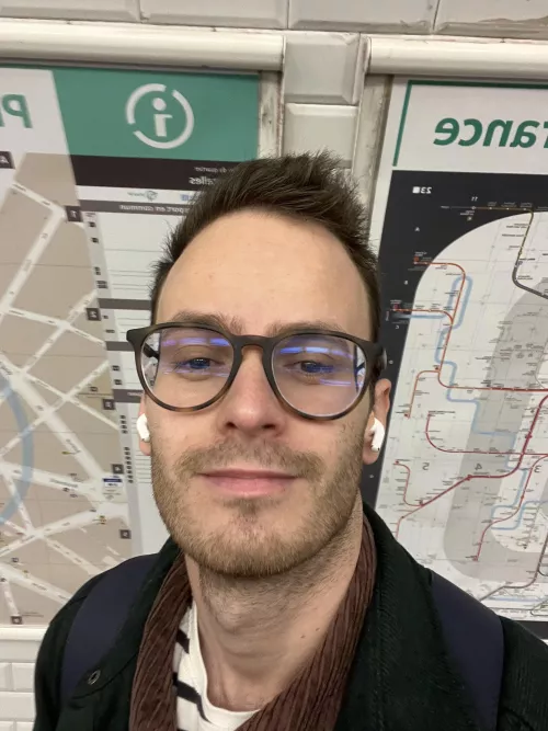 [25] The struggle of the daily commute is real 🥹