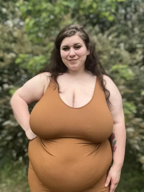 Beautiful Big Tit Goddess! Socials & menu ⬇️ in comments. [GFE][FET][PSS][SEXT][CAM][VID][PTY][RATE] [DOM] [PIC] [SNP] [OTH] [SCT][PRD]