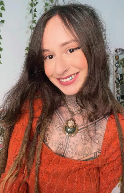 But they don’t know that we know they know we know Perfect wife for u daddy