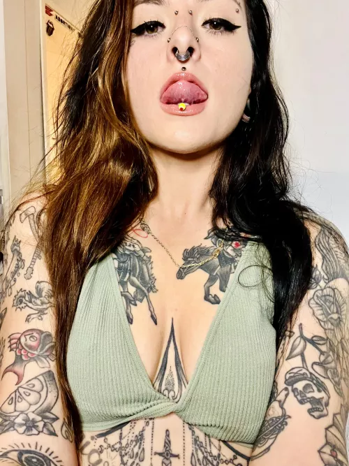 Can I send you my sexy pics like this when I'm bored?