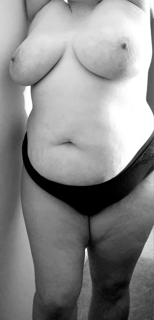 Cum kiss my curves 💋