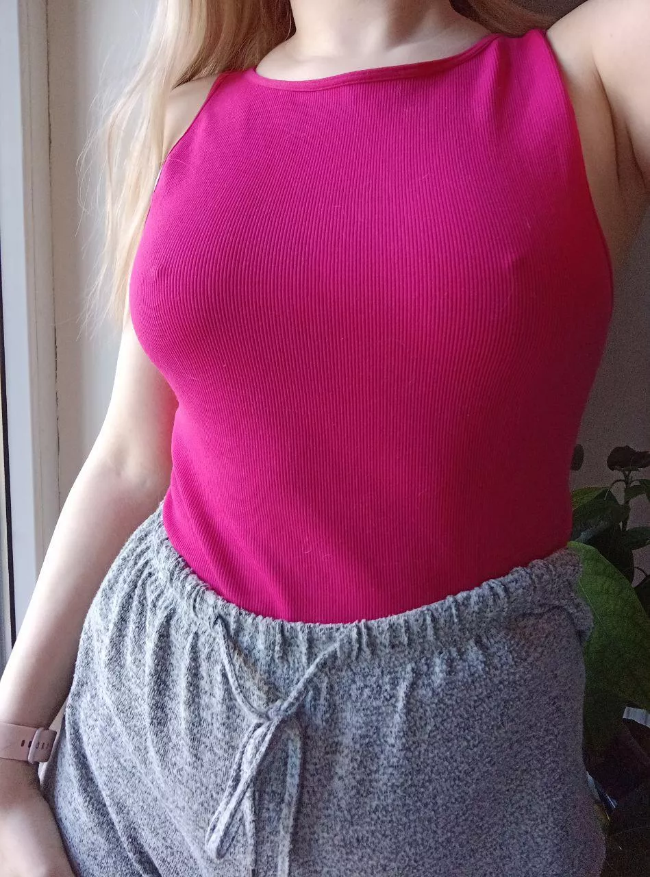 Definitely don’t need a bra for chillin at home