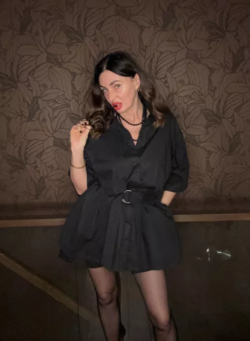 Don't make my pussy wait for your tongue