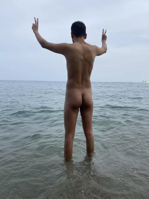 Drill me by the beach 🙈