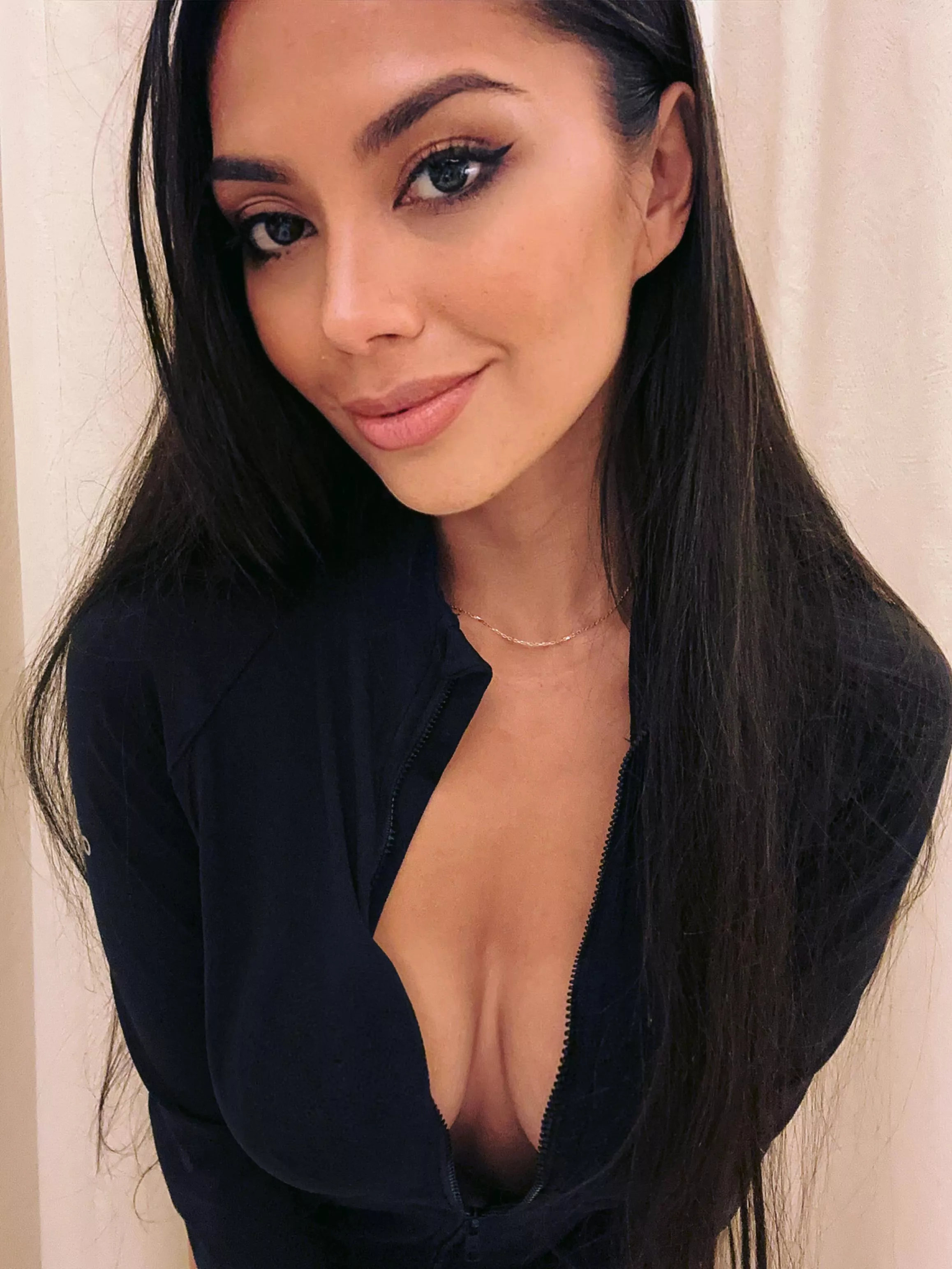 Even at home, wearing just a casual outfit you can see it