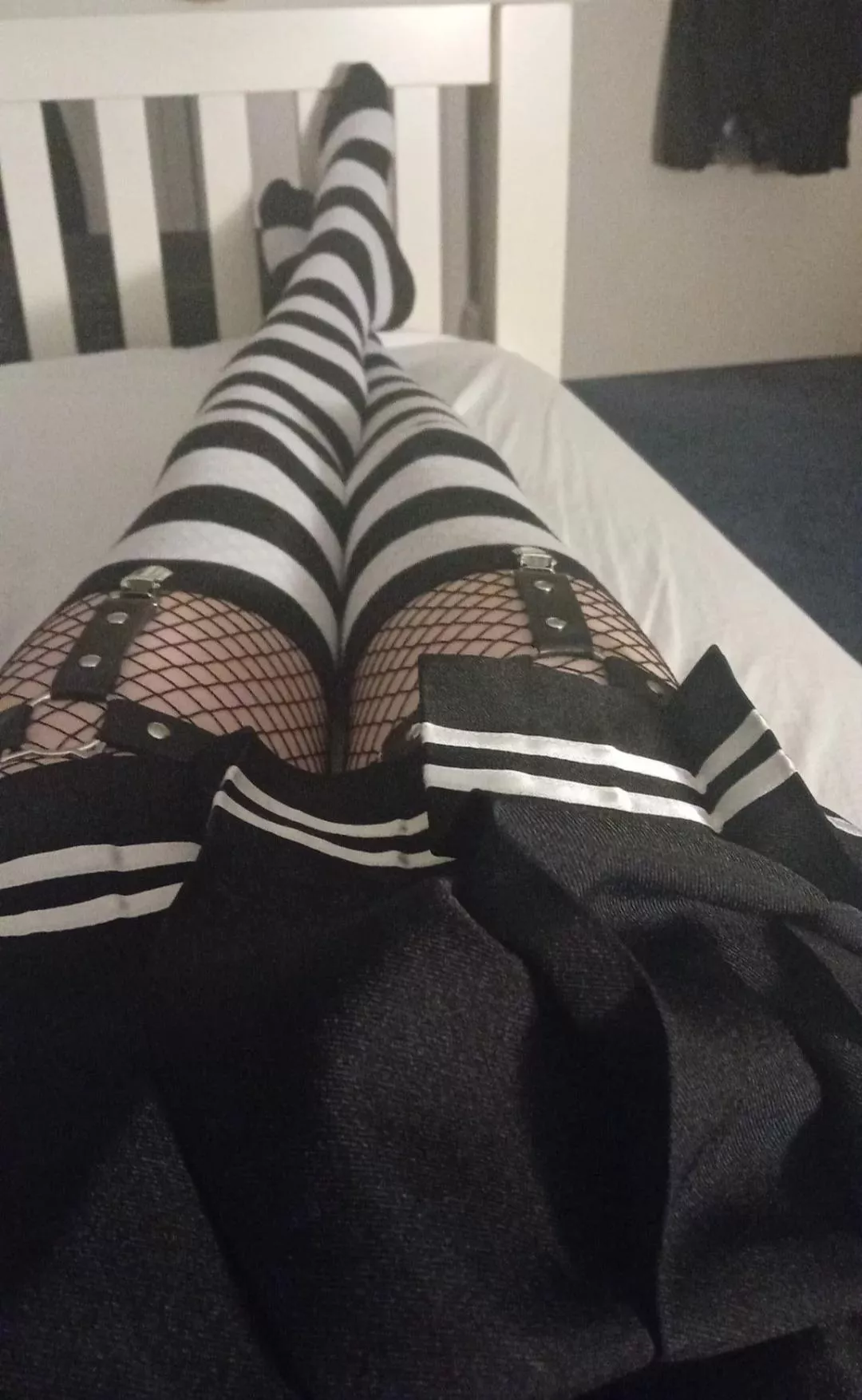 Give em a squeeze >~<