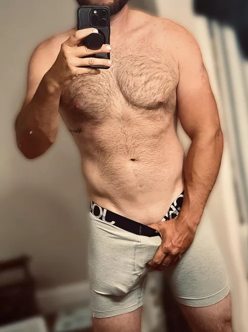 Good morning ☀️ tell me the first 3 words that come to your mind ?