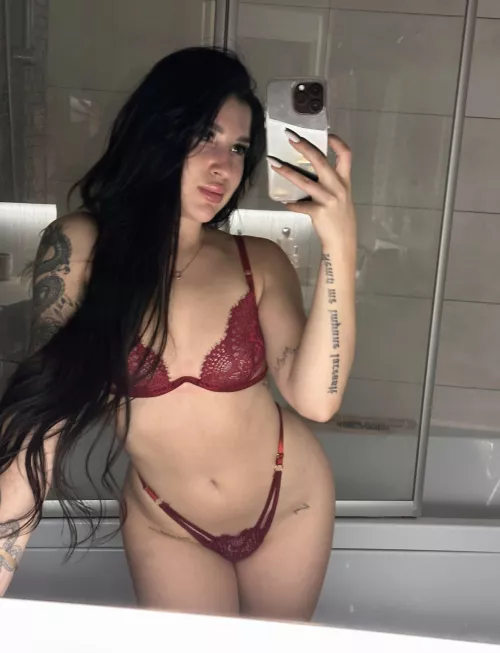 Guess my favourite colour and ill send you a surprise