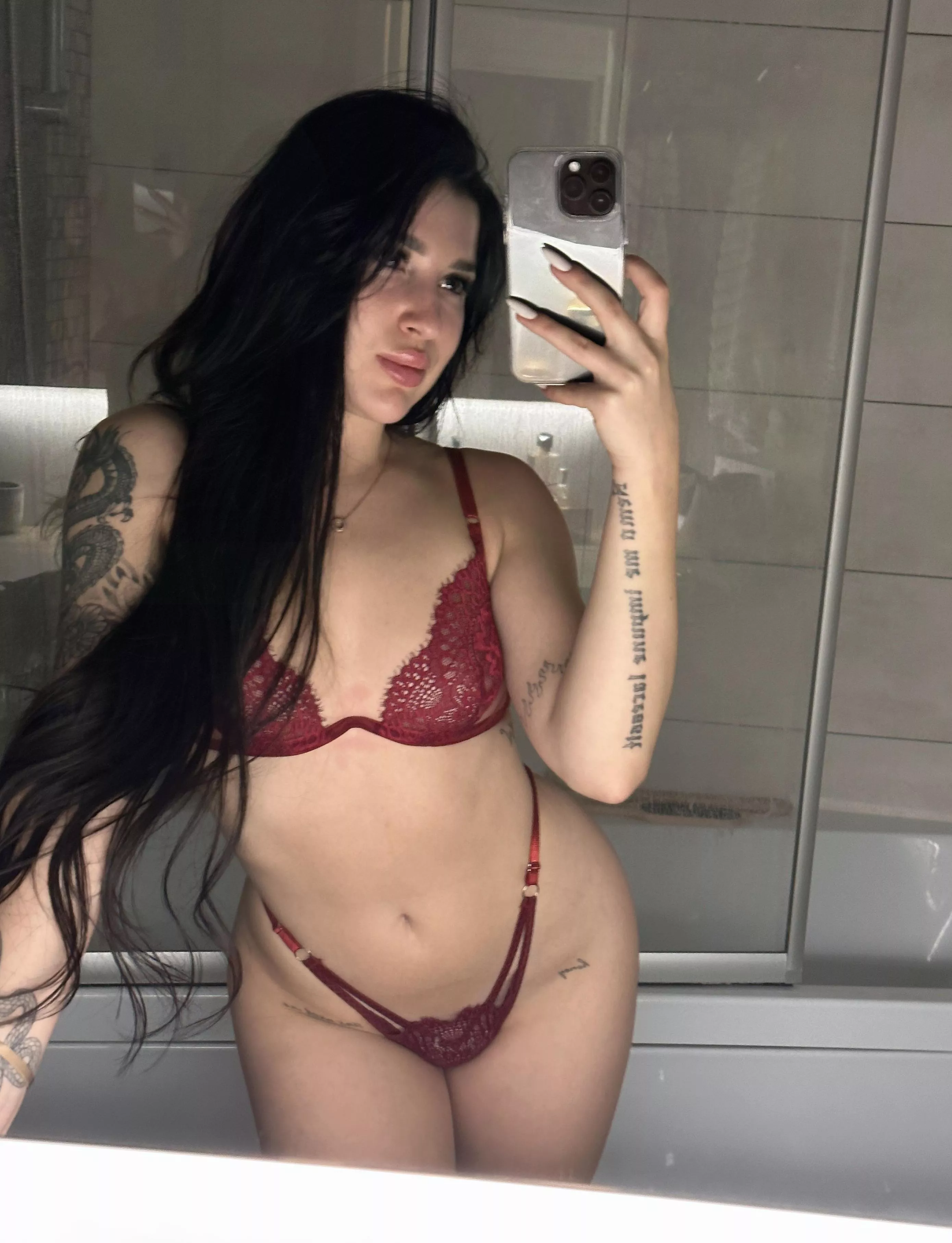 Guess my favourite colour and ill send you a surprise