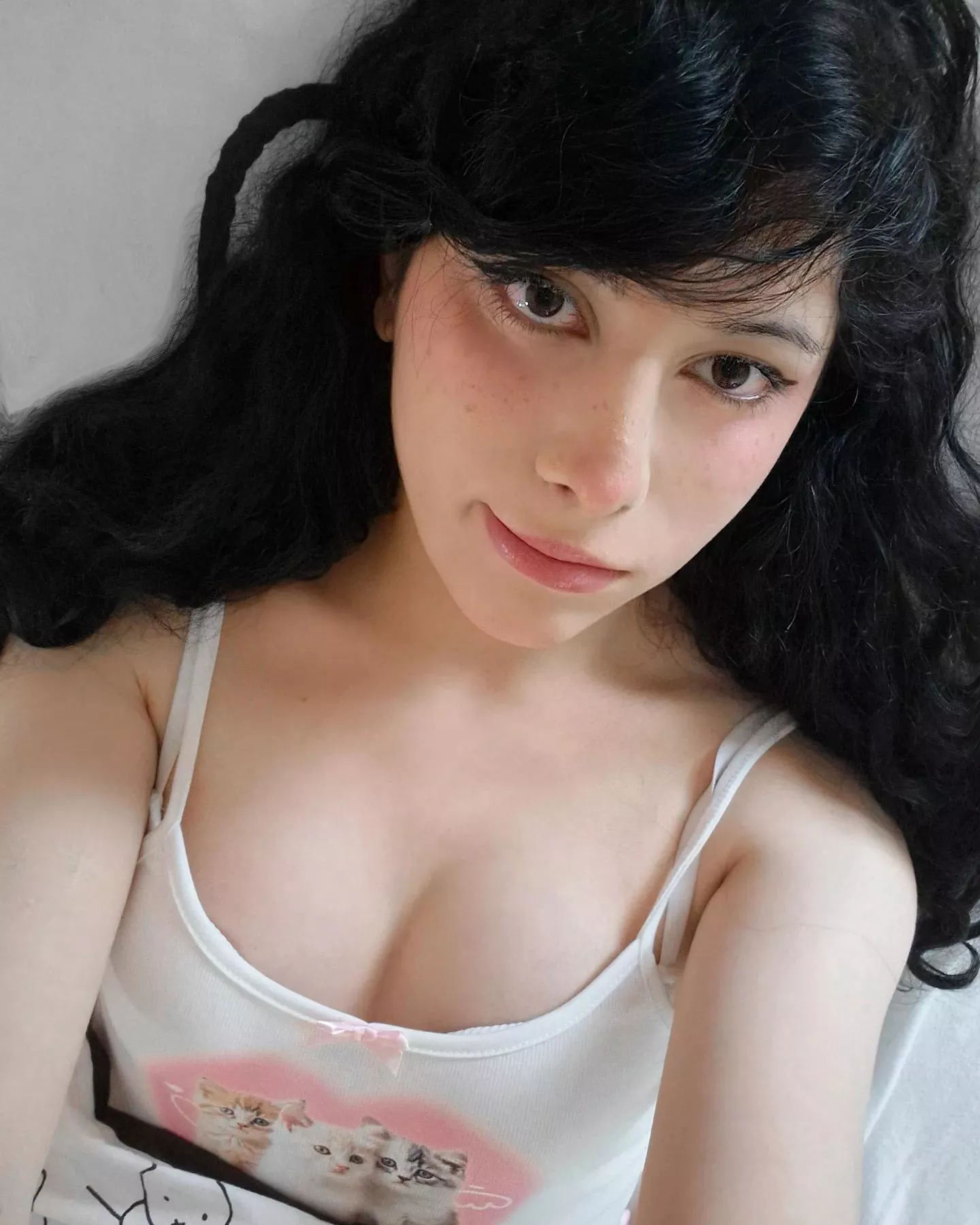 He said i look too feminine for him :/