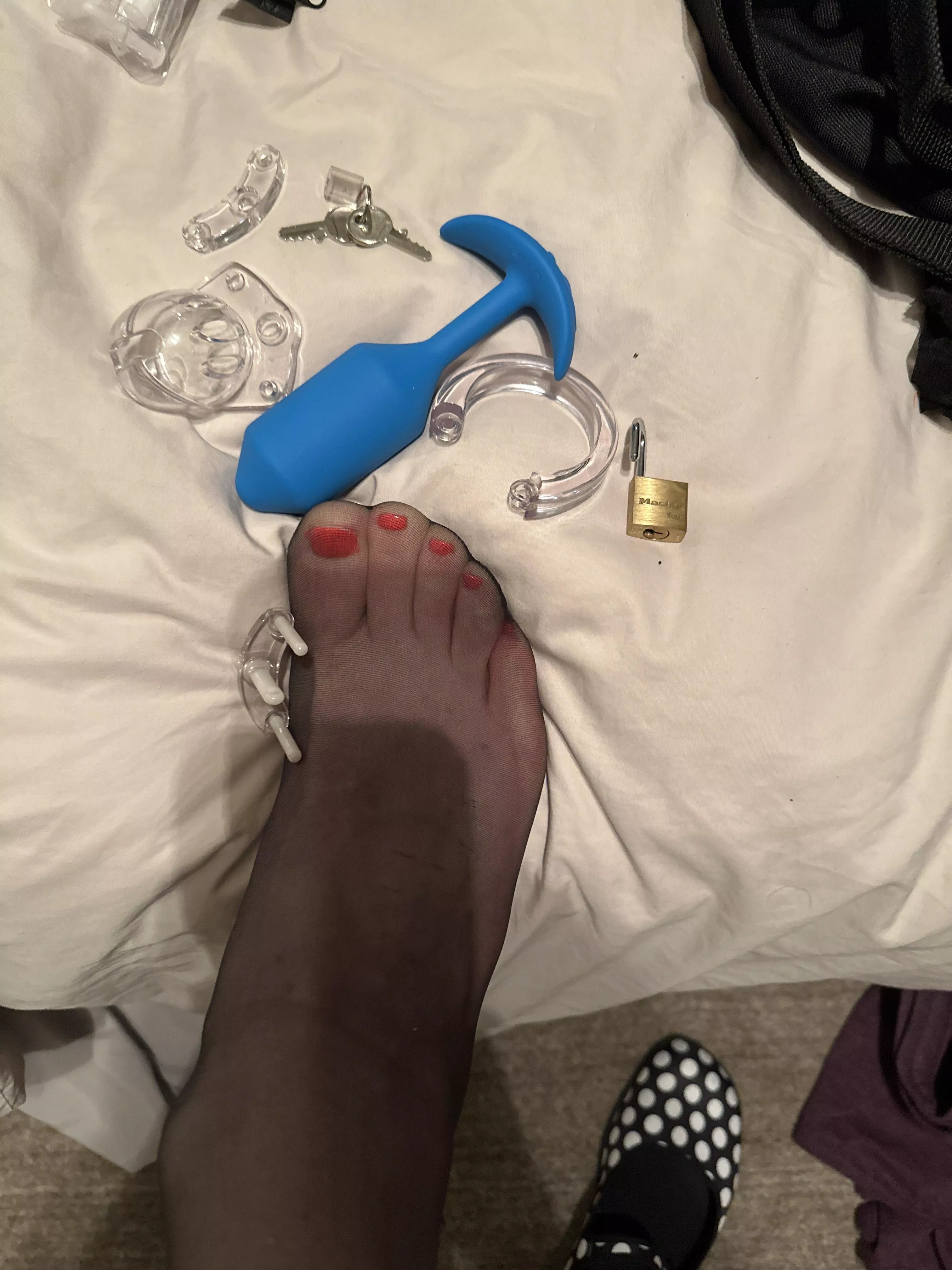 Hmm, where to start…🤷‍♀️