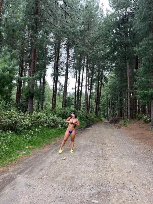 I need a huge cock right now, I hope I can find one here