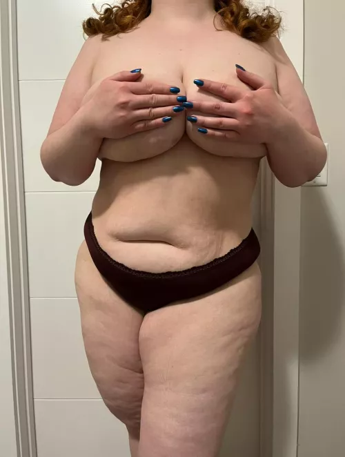 I want someone to cum on my tits