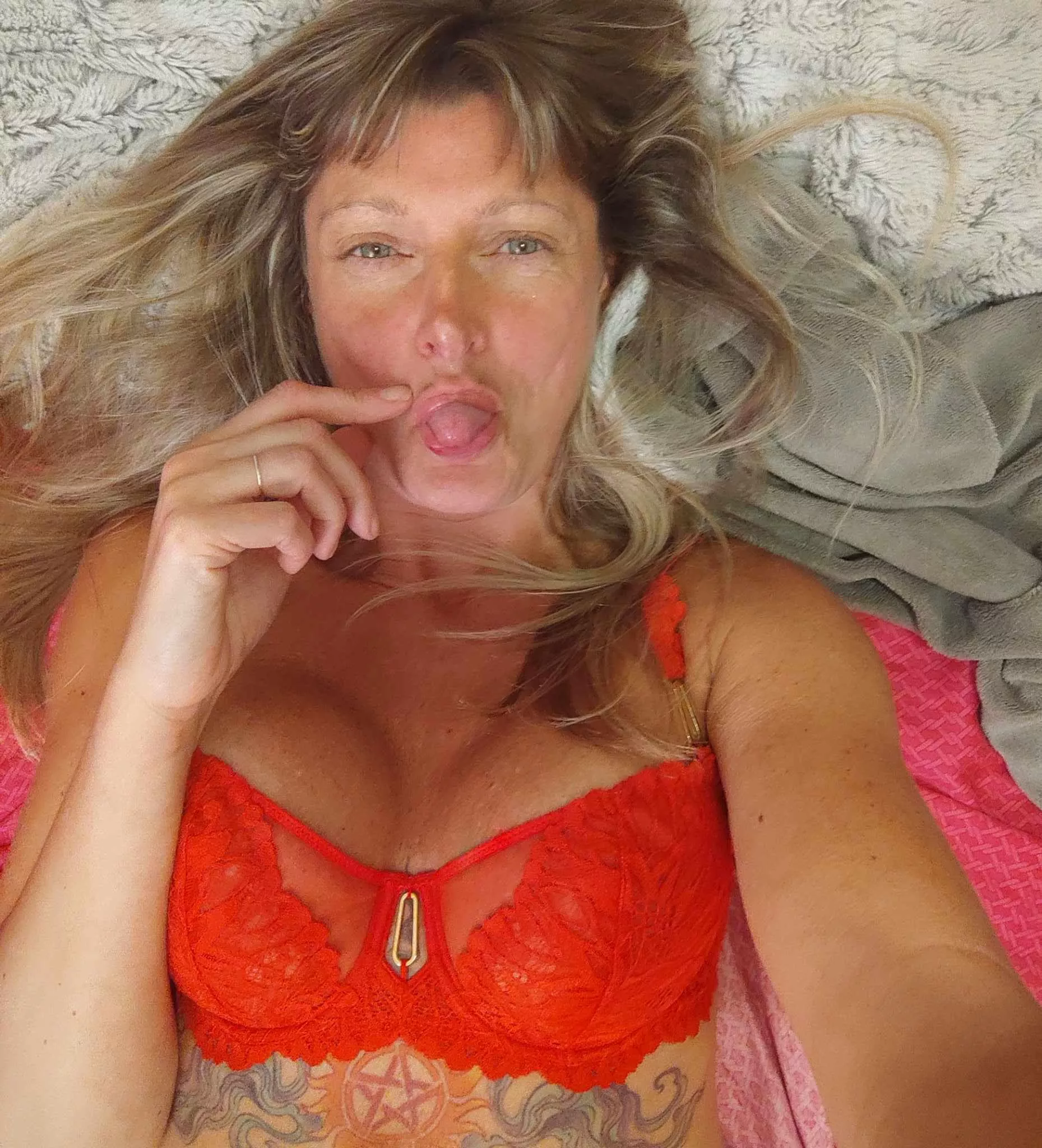 It's so hot outside now...