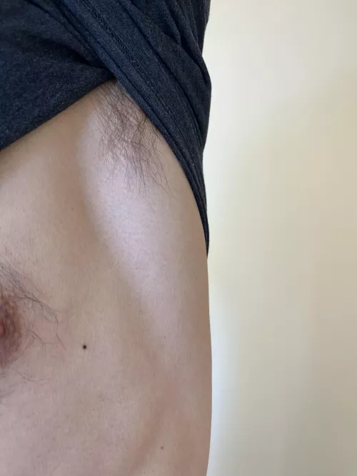 Just take a quick sniff I have to get back to work!!