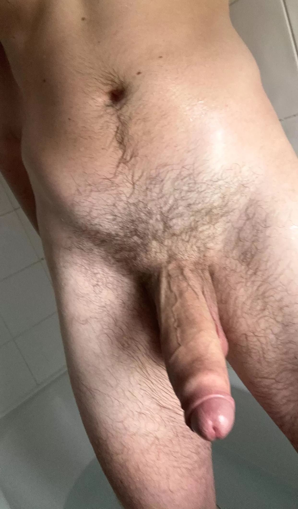Just want someone to come play with my cock 