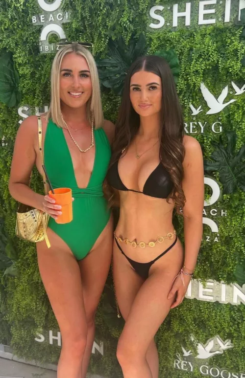 Lily (left) and Charlotte (right)