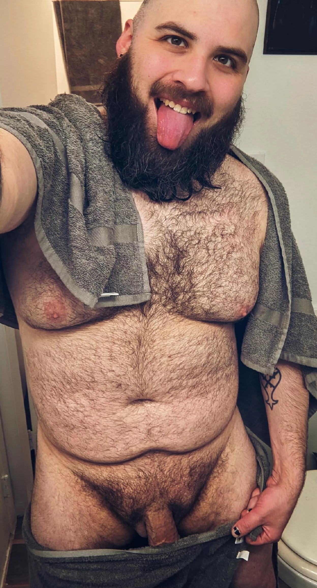 Love when my fuzz gets wet