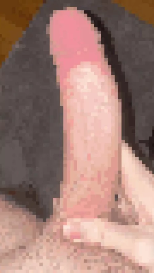 made pixel art of my dick. might make it higher res if i have time