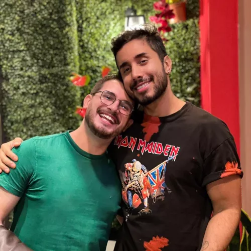 me and my best friend! we know each other since 13y (now 34).  a best friend is essential to me. i’m loyal and affective ❤️