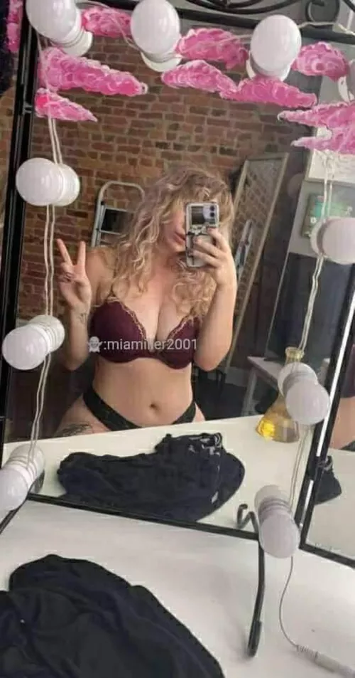 meee3sssageee youurrr qu333ennn on sn4aapccchat cucccky: miamiIIer2001