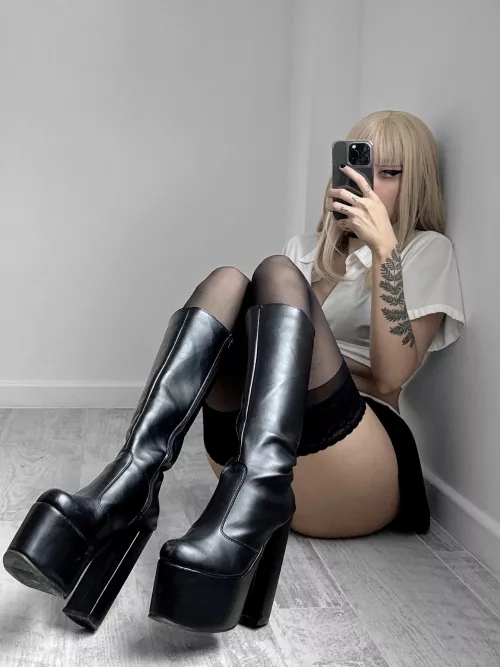 My boots are a bit dirty... any volunteers?