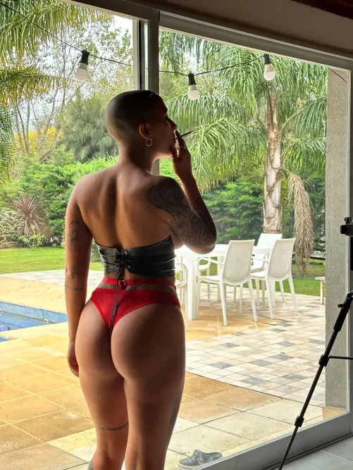 nothing better than spend the cloudy day with a cigarette and just underwear