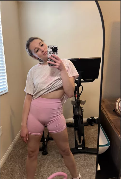 ready for that workout! (f)