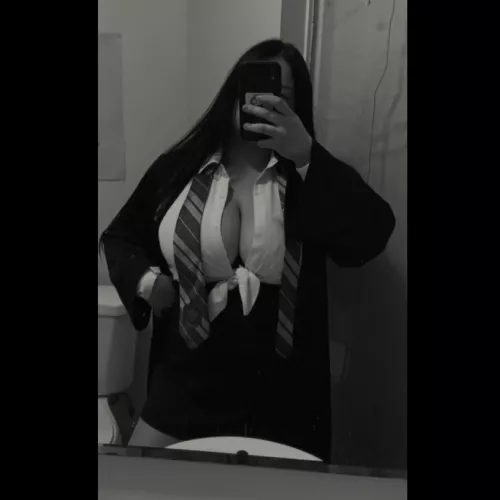 Slytherin girlfriend 🐍