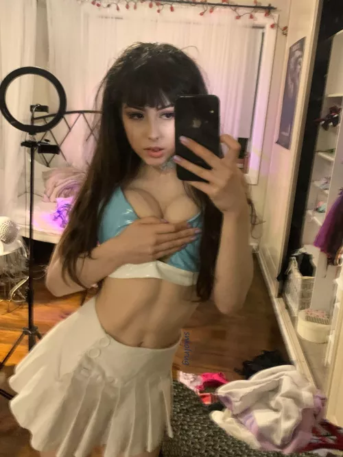 smol horni and 18 💙