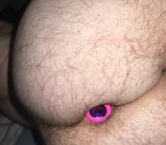 Straight guys love to be plugged too!