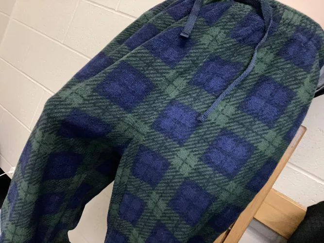 Subtle 19y/o outline