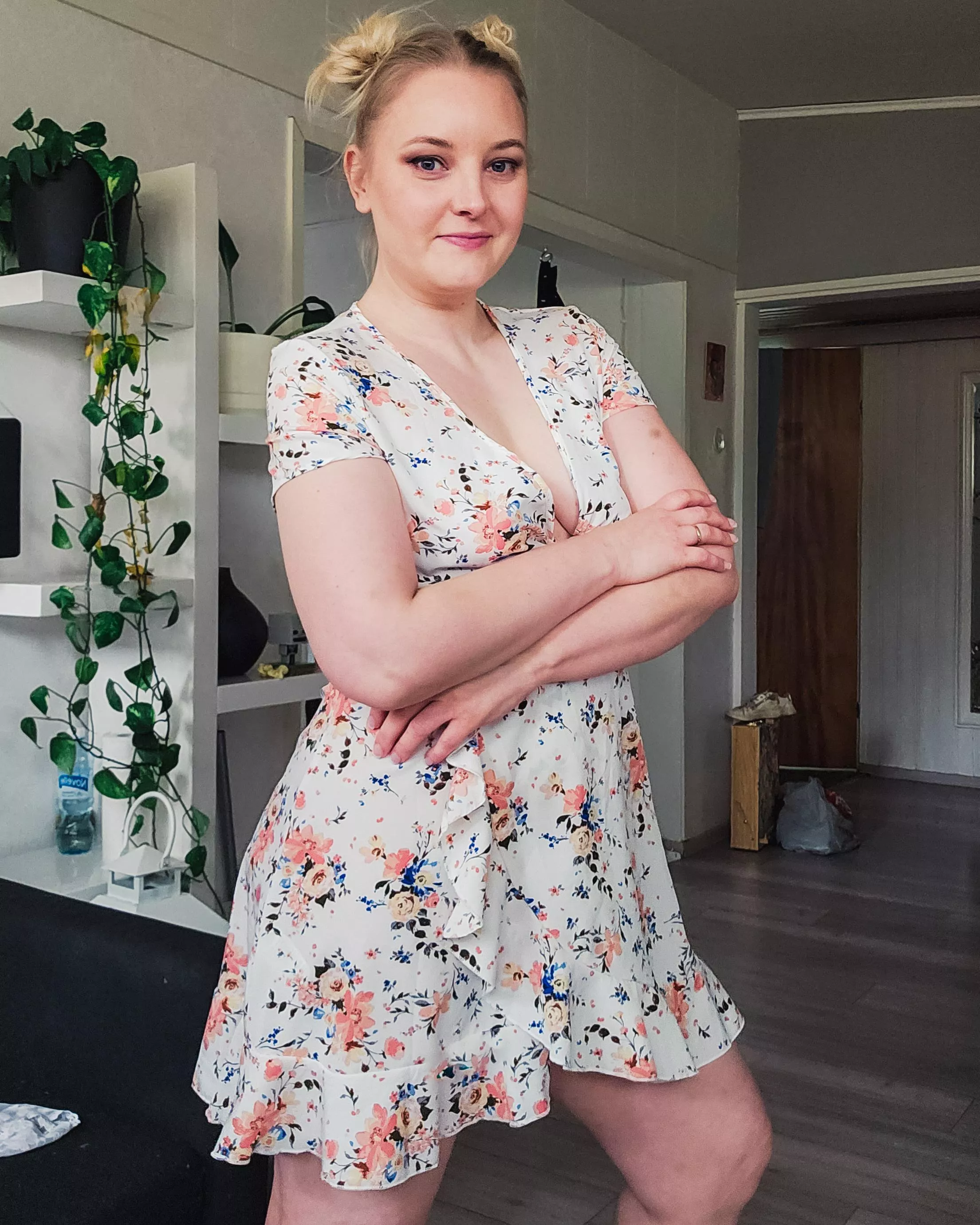 Summer is coming so I deside to wear summer dress