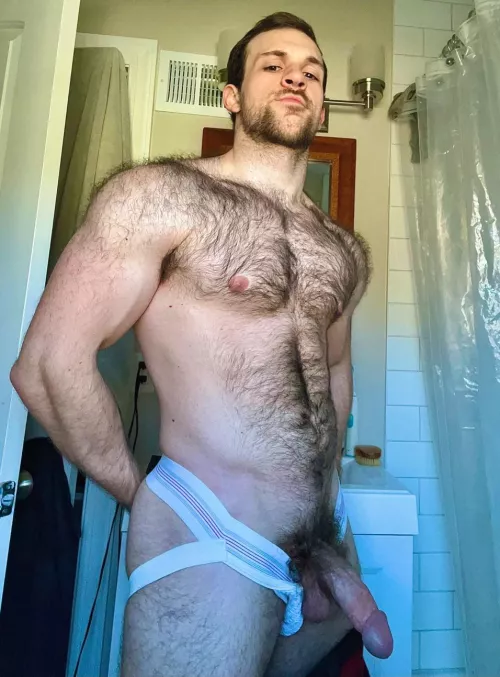 The beard is on the lighter side but im definitely scruffy