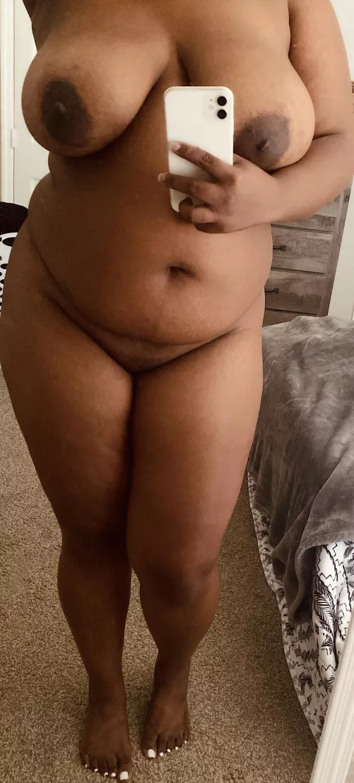 The more fluffy I get, the wetter. I wonder why is that? 🤔🍫💦