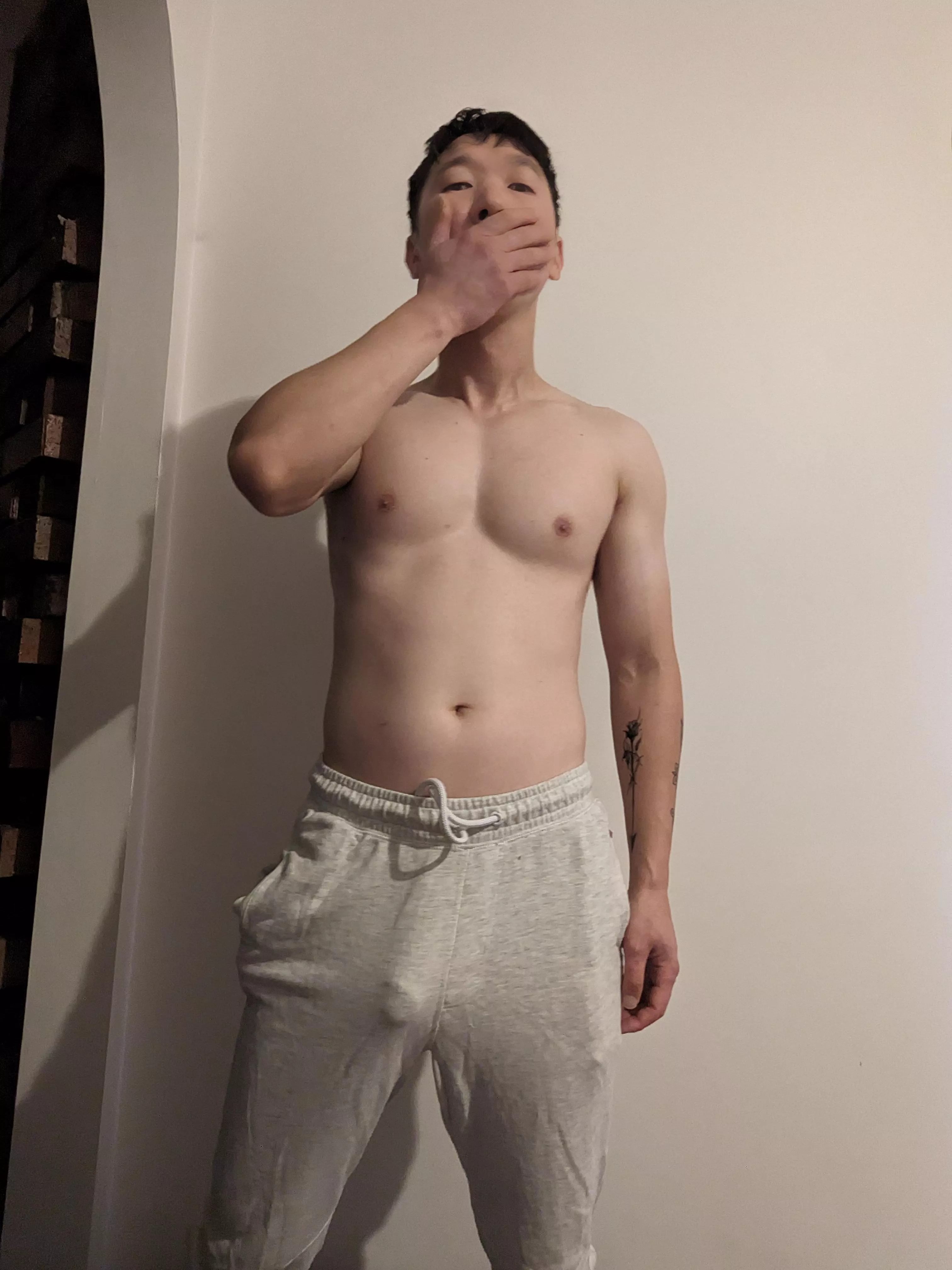 Time for work ... 🙊🙊 No underwear required.