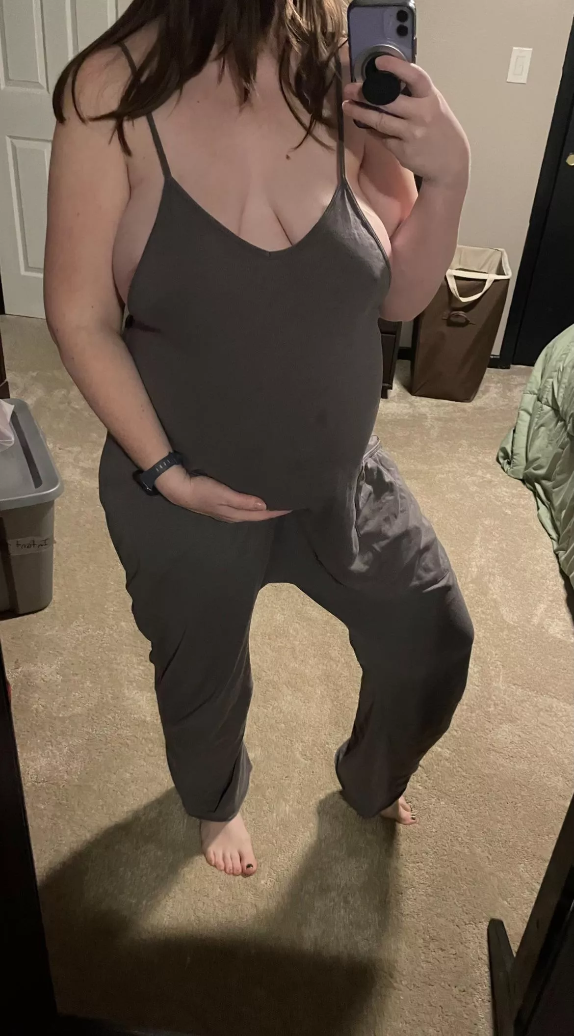 Tuesday means tank top..right?💜