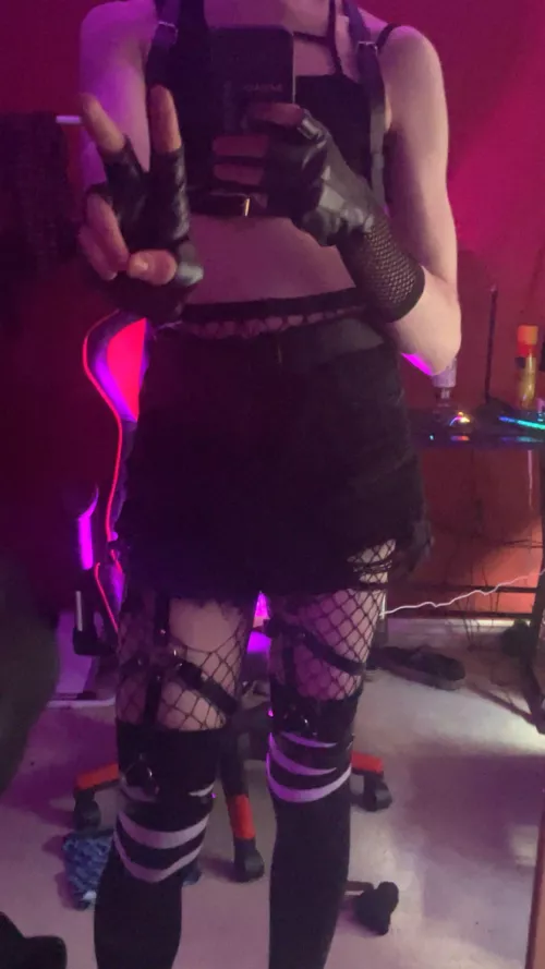 Ugh why life suck 🖤