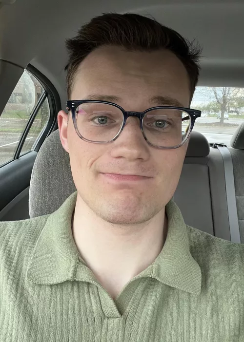 Was so excited to dress for a spring day only to be met with dreary chill 🙄