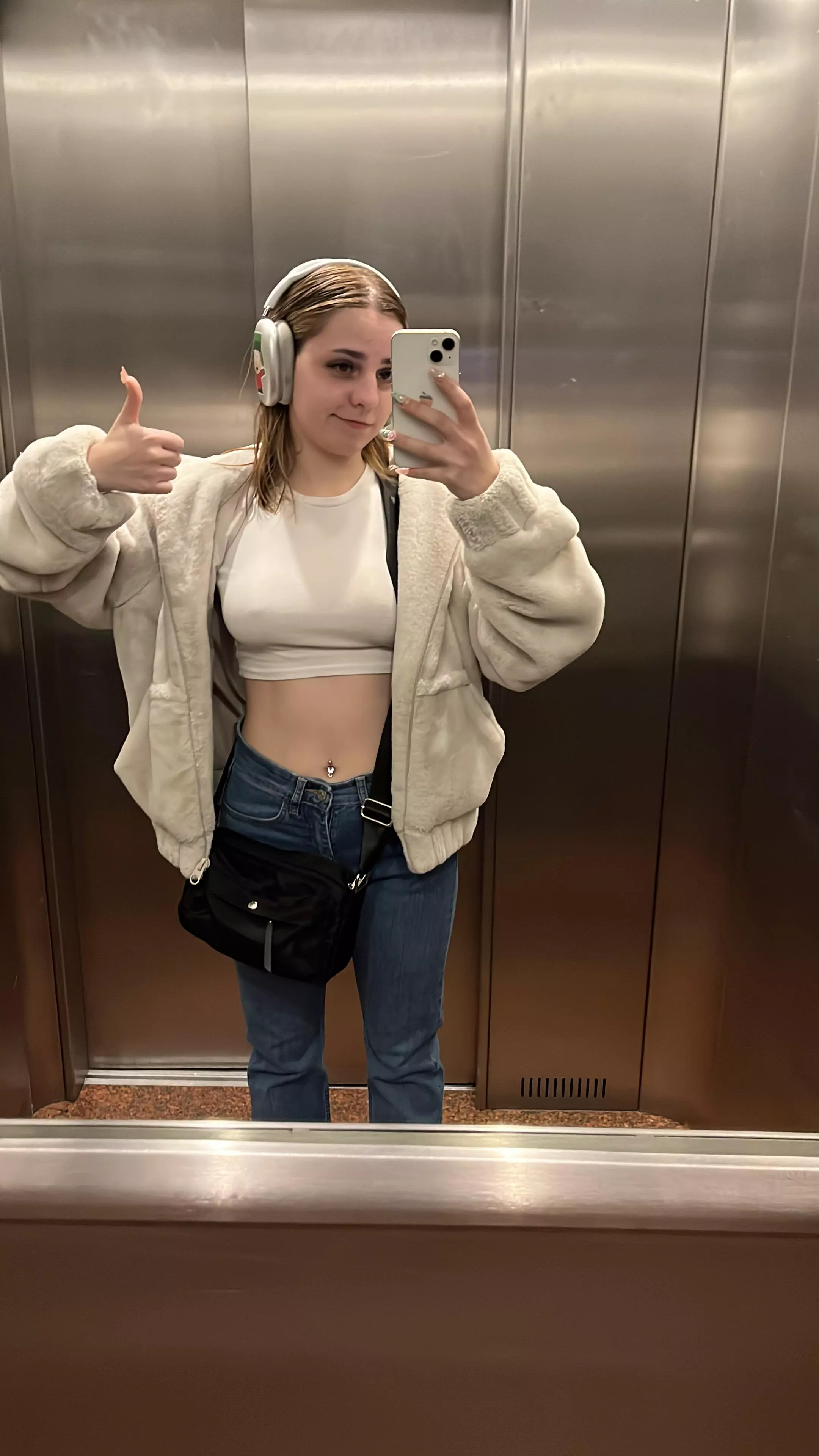 what my outfit hides is that I don't have a bra lol