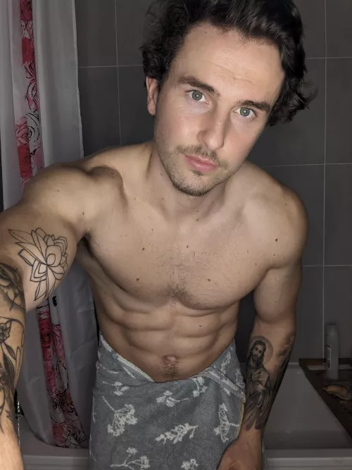 What you looking at , join me 