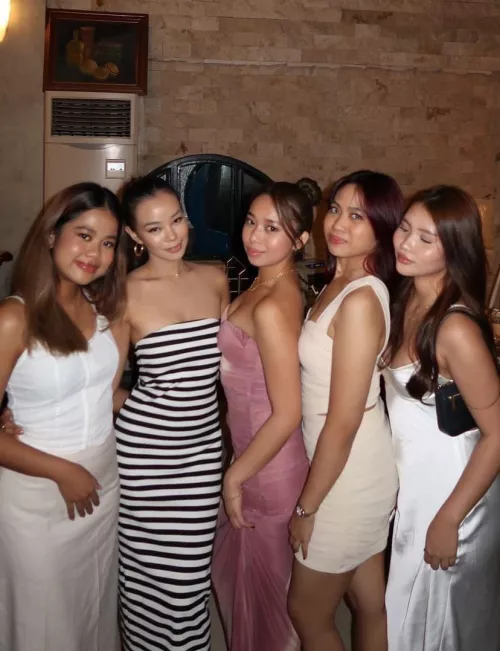 which friend deserves the most load on their faces? 