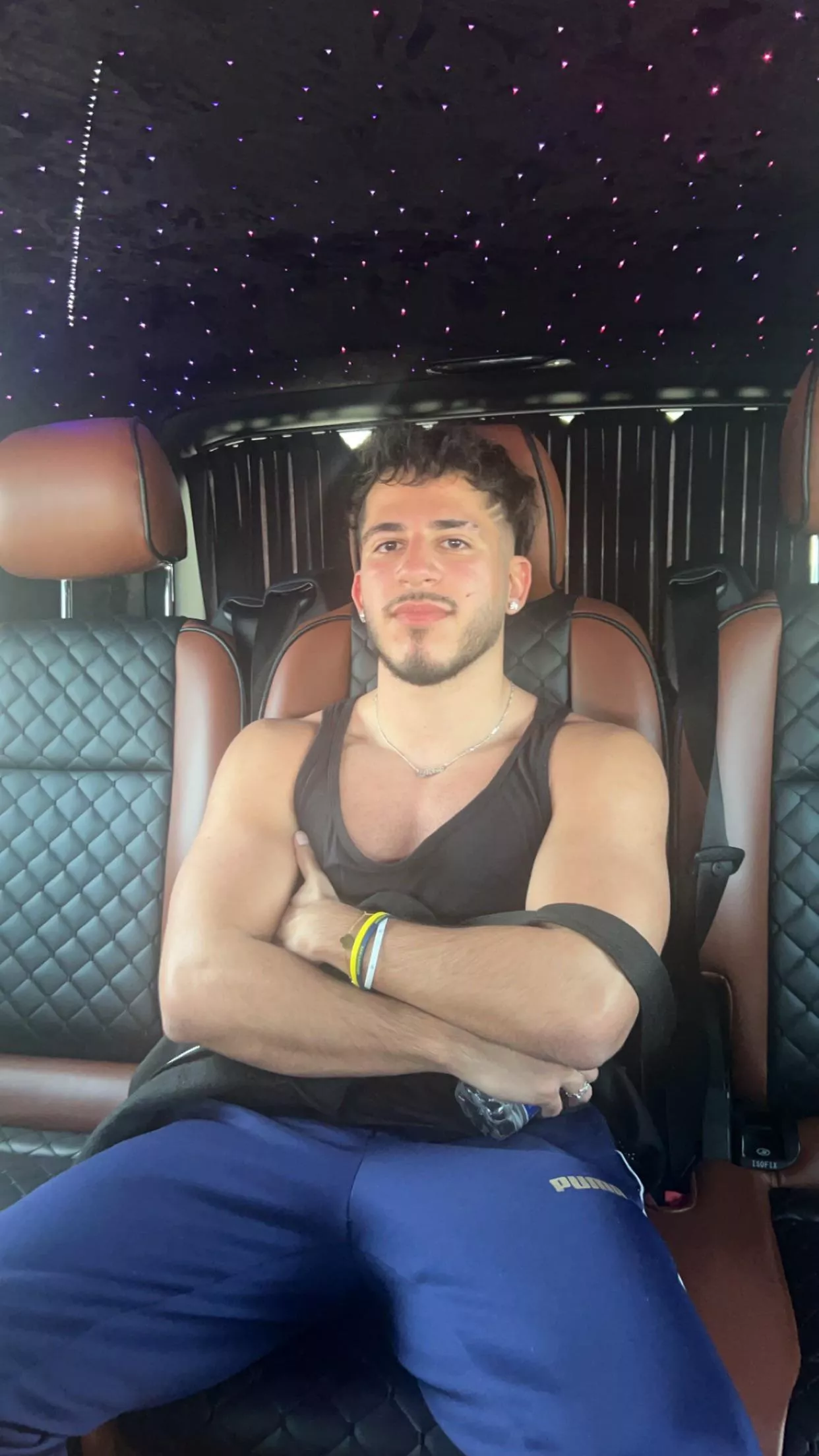 Who wanna lick my armpits after summer hot night in istanbul