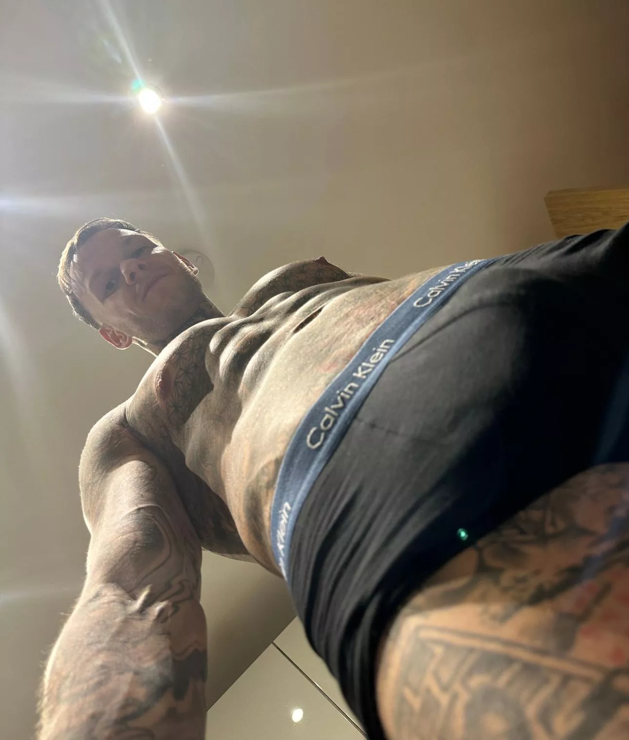 who'd like to see a muscled up ass?